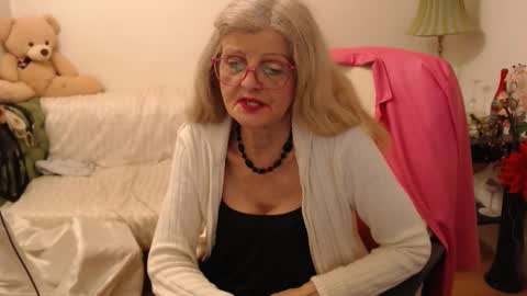 Snapshot of blairfort chatting on 01/11/25, 04:14 blairfort online show from 01/11/25, 04:14