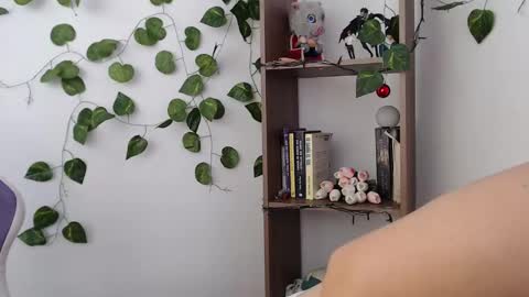   online show from 02/13/25, 03:03