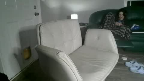 Snapshot of blakemeadowxoxo chatting on 11/12/25, 06:14 LipsofanAngell online show from 11/12/25, 06:14