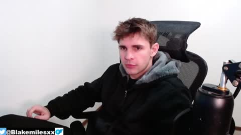 Snapshot of blakemiles2 chatting on 02/02/25, 04:05 Blake Miles online show from 02/02/25, 04:05