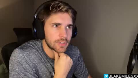 Snapshot of blakemiles2 chatting on 10/21/25, 03:29 Blake Miles online show from 10/21/25, 03:29