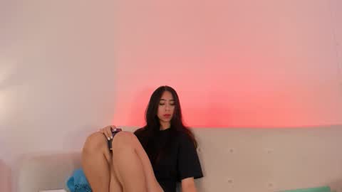  JULIE  online show from 11/07/25, 03:06