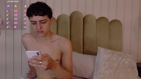  JULIE  online show from 04/02/26, 01:36