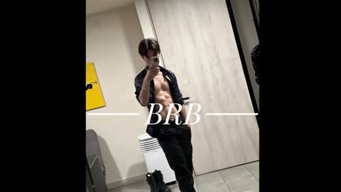 Snapshot of blakeshatter chatting on 01/06/25, 07:13 blakeshatter online show from 01/06/25, 07:13