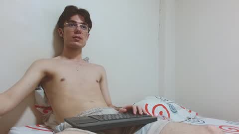 Snapshot of blakeshatter chatting on 01/14/25, 08:59 blakeshatter online show from 01/14/25, 08:59