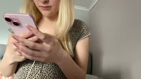 Snapshot of blankita333 chatting on 08/07/26, 08:44 blankita333 online show from 08/07/26, 08:44