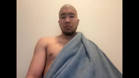 Snapshot of blasian4 chatting on 11/01/25, 04:20 blasian4 online show from 11/01/25, 04:20