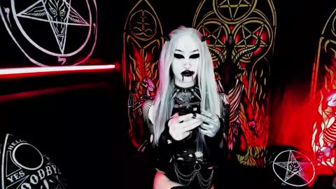   online show from 12/20/25, 01:23