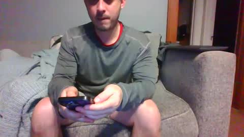 Snapshot of blaw_1321 chatting on 02/16/25, 04:53 blaw_1321 online show from 02/16/25, 04:53