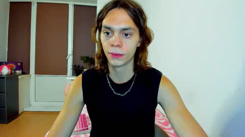 Snapshot of blazet0ne chatting on 09/20/25, 03:35 David online show from 09/20/25, 03:35