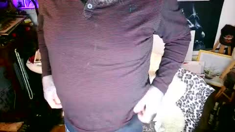 blindsurfer780299 online show from 12/17/25, 01:28