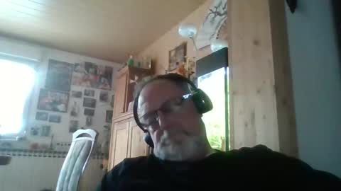 blindsurfer780299 online show from 02/01/26, 02:04