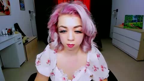 Snapshot of blinkofeyess chatting on 12/23/24, 09:38 Nicole online show from 12/23/24, 09:38