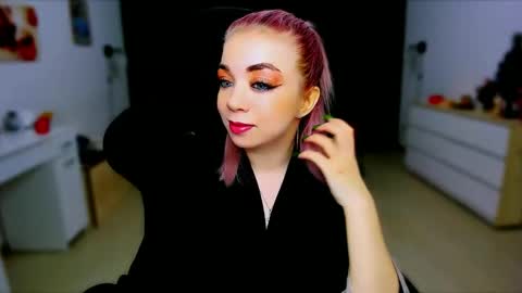 Snapshot of blinkofeyess chatting on 01/17/25, 03:23 Nicole online show from 01/17/25, 03:23