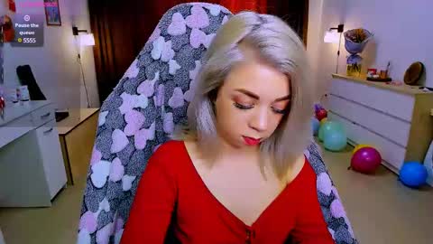 Snapshot of blinkofeyess chatting on 02/13/25, 11:39 Nicole online show from 02/13/25, 11:39