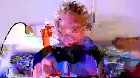 Snapshot of blinkofeyess chatting on 02/21/25, 01:55 Nicole online show from 02/21/25, 01:55