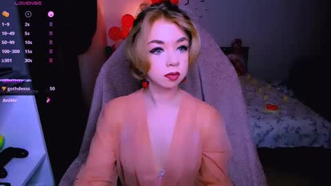 Snapshot of blinkofeyess chatting on 12/03/25, 04:42 Nicole online show from 12/03/25, 04:42