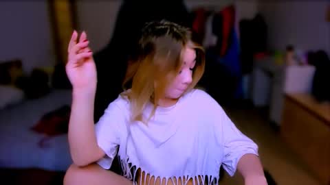 Nicole online show from 02/06/26, 04:17