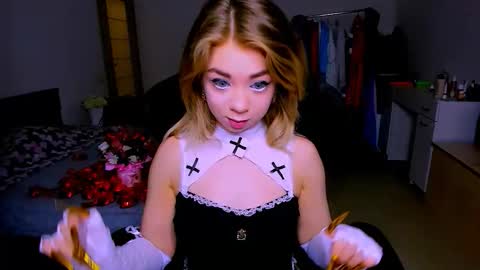 Nicole online show from 02/12/26, 05:02