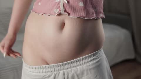 Snapshot of blissvibe chatting on 11/13/25, 02:16 Mila online show from 11/13/25, 02:16