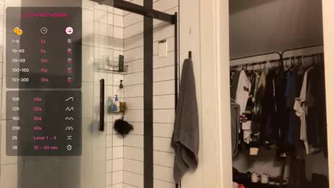 blkalthottie online show from 01/17/26, 02:49