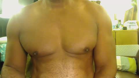 Snapshot of blkbiguncut10462 chatting on 02/06/25, 02:33 blkbiguncut10462 online show from 02/06/25, 02:33