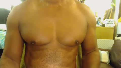 Snapshot of blkbiguncut10462 chatting on 02/20/25, 02:46 blkbiguncut10462 online show from 02/20/25, 02:46