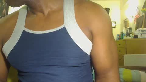 Snapshot of blkbiguncut10462 chatting on 03/03/25, 02:58 blkbiguncut10462 online show from 03/03/25, 02:58