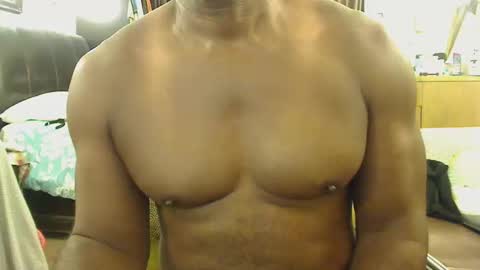 Snapshot of blkbiguncut10462 chatting on 10/04/25, 05:16 blkbiguncut10462 online show from 10/04/25, 05:16