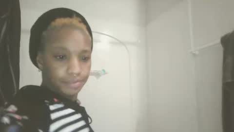 blknoranged33 online show from 02/13/26, 09:49