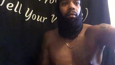 Snapshot of blksurfher chatting on 12/28/24, 03:37 blksurfher online show from 12/28/24, 03:37