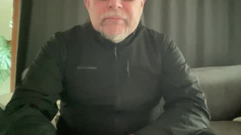 BlIdoL online show from 04/23/26, 06:58