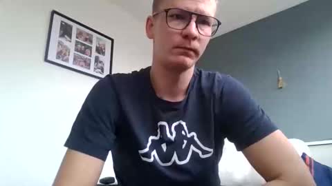 Snapshot of blondapollonl chatting on 11/03/25, 09:32 Apollo online show from 11/03/25, 09:32