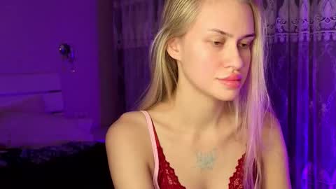 Snapshot of blondblood chatting on 03/06/26, 05:53 blondblood online show from 03/06/26, 05:53