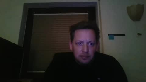 Snapshot of blonde32m chatting on 12/21/24, 02:41 blonde32m online show from 12/21/24, 02:41