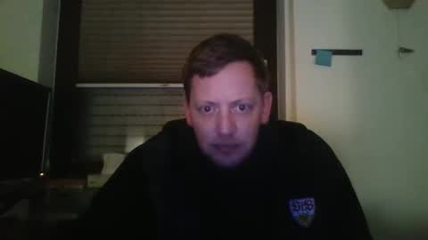 Snapshot of blonde32m chatting on 01/23/25, 08:13 blonde32m online show from 01/23/25, 08:13