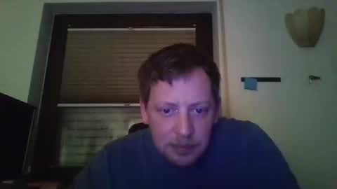 Snapshot of blonde32m chatting on 02/22/25, 05:24 blonde32m online show from 02/22/25, 05:24