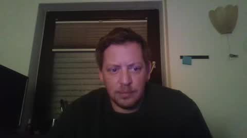 Snapshot of blonde32m chatting on 11/01/25, 04:14 blonde32m online show from 11/01/25, 04:14