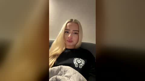 blonde8888 online show from 05/27/26, 08:06