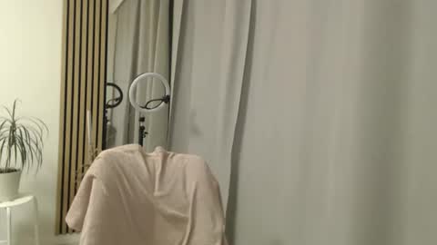 Nicole online show from 02/11/26, 05:40