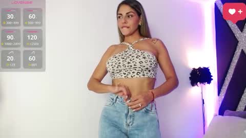 alejandra online show from 02/18/25, 03:21