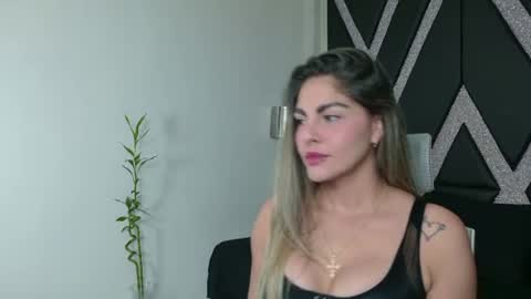 alejandra online show from 07/05/26, 01:23