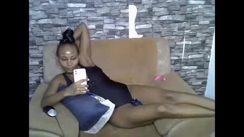 blonde_creamy online show from 05/31/26, 06:09