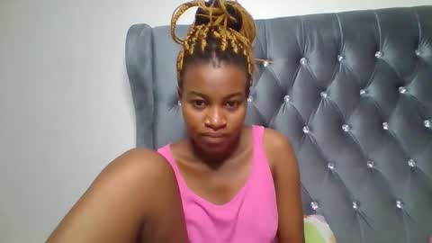 Snapshot of blondebarbiey chatting on 03/08/26, 04:55 blonde online show from 03/08/26, 04:55