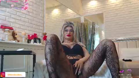 blondeceline online show from 06/22/26, 05:04