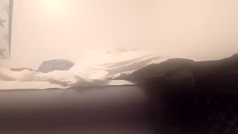 Snapshot of blondedoll89 chatting on 12/23/24, 12:19 Mark online show from 12/23/24, 12:19