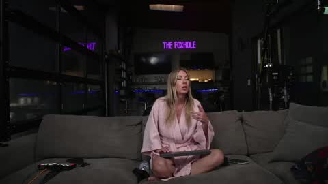 blondefoxsilverfox online show from 05/19/26, 02:56