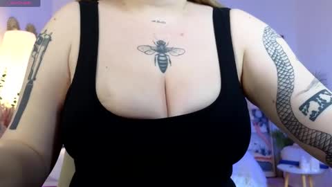 Mommy online show from 05/04/26, 06:42