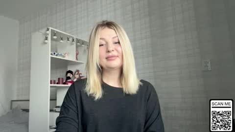 Snapshot of blondie_xoxoxo chatting on 01/12/26, 08:30 blondie_xoxoxo online show from 01/12/26, 08:30