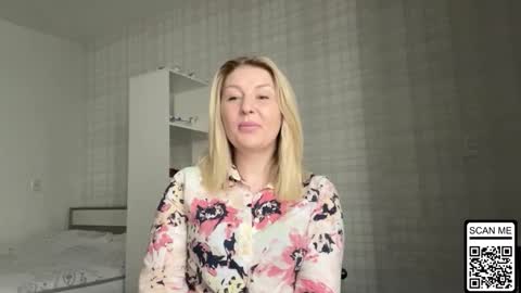 Snapshot of blondie_xoxoxo chatting on 02/23/26, 07:39 blondie_xoxoxo online show from 02/23/26, 07:39